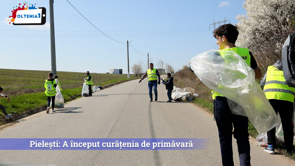 Pielești: A început curățenia de primăvară