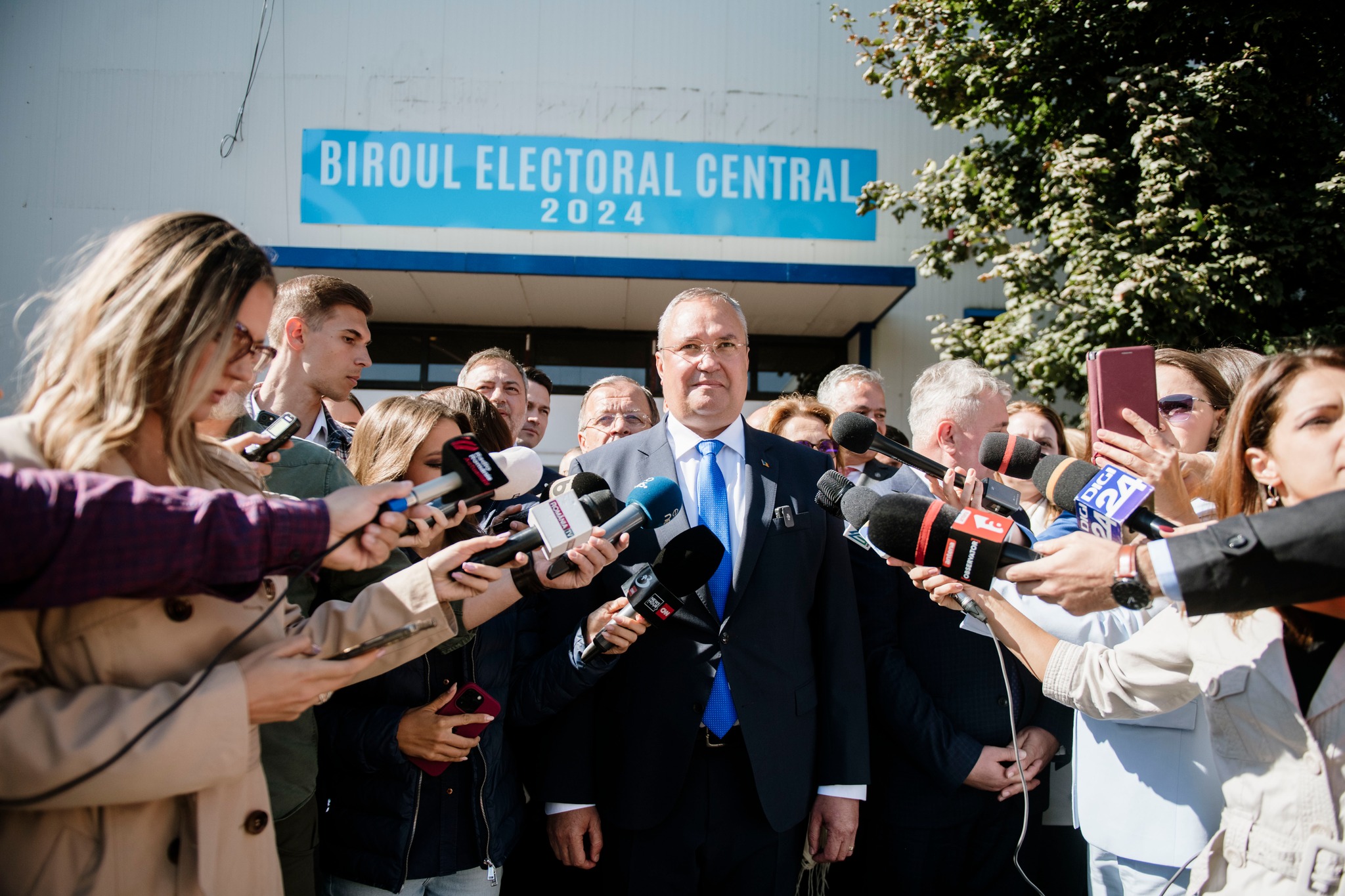 1.600.000 de oameni pentru Ciucă