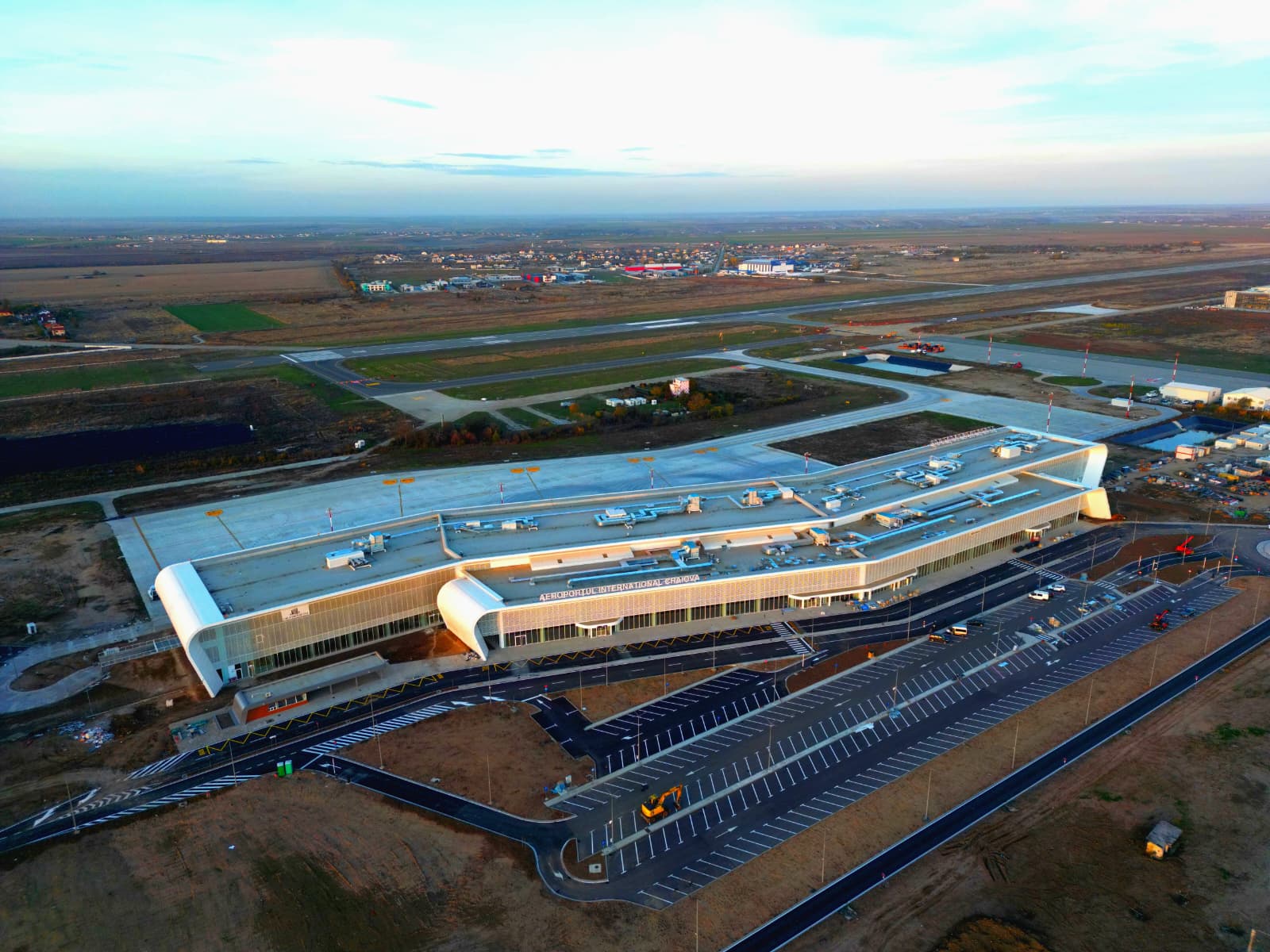 Consiliul Județean Dolj și Aeroportul Internațional Craiova vor inaugura noul terminal de pasageri în data de 18 decembrie 2025, ora 10:00